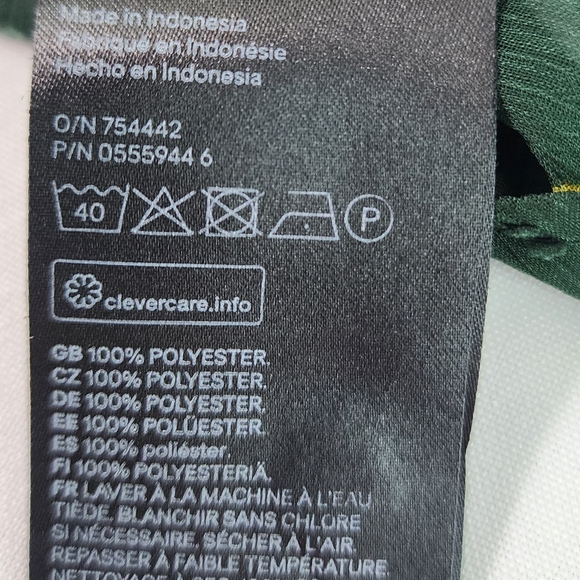 H&M Sheer Ruffled Blouse - Picture 8 of 9